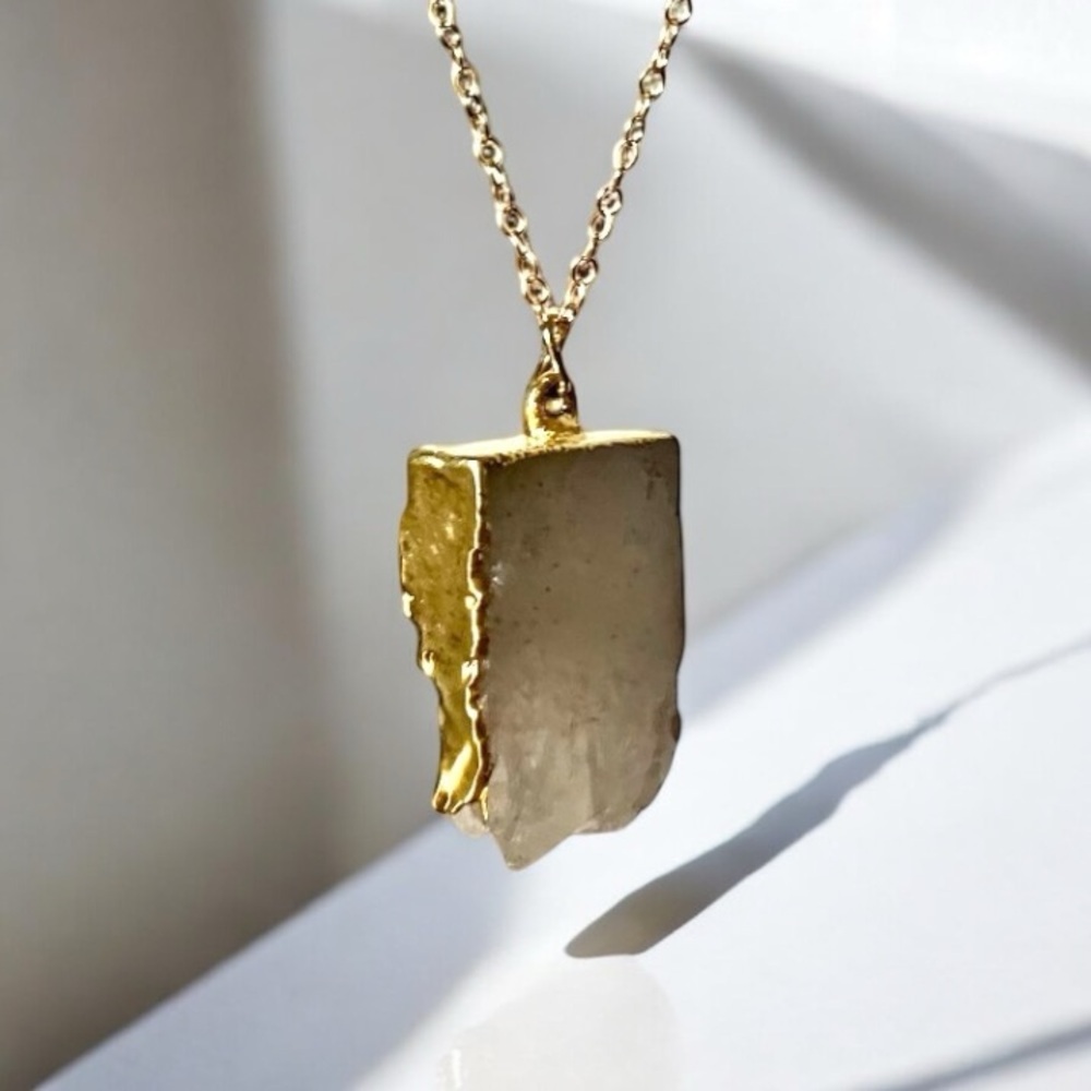 Amethyst Geode Pendant Necklace in Gold - Picture 4 of 4